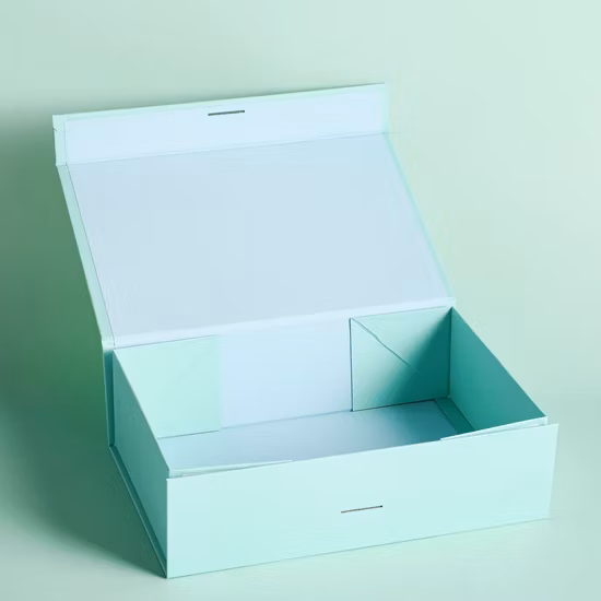 Wholesale Handmade Customized Clothes Handbag Luxury Craft Foldable Gift Cardboard Box with Handle